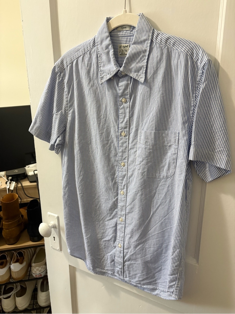 J. Crew Men's Light Blue & White Stripe Short-Sleeve Button-Down Shirt